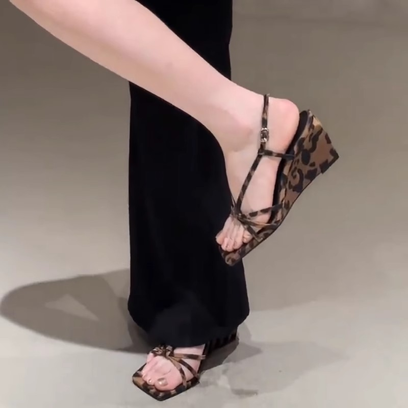 Sandalias de cuña de leopardo, - Crossfit Belt reseña y precio